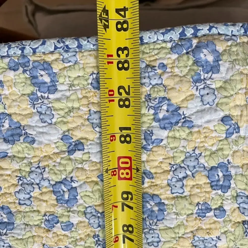 VTG Light Yellow Floral Quilted Cotton Bedspread Coverlet 83 x 64 French Country